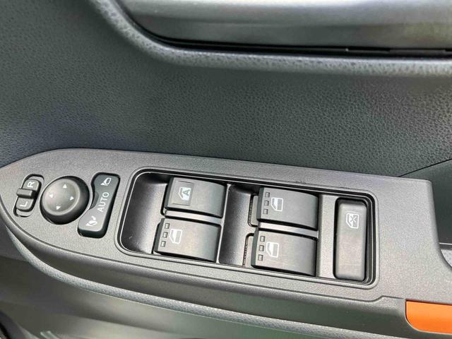 タントファンクロスターボ（沖縄県）の中古車