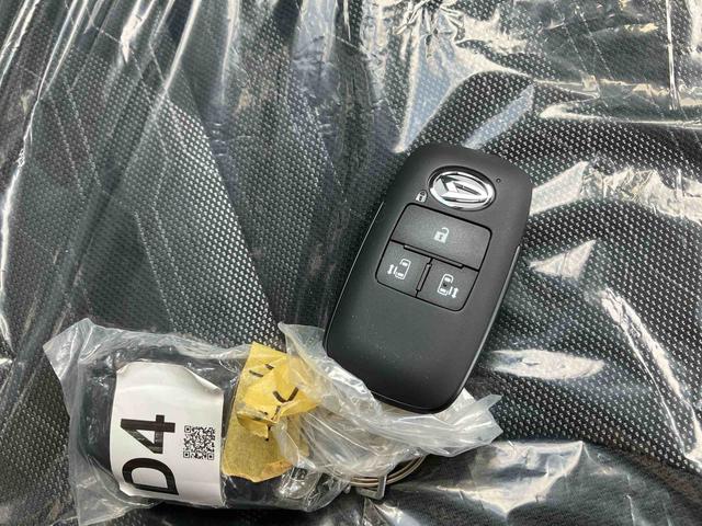 タントファンクロスターボ（沖縄県）の中古車