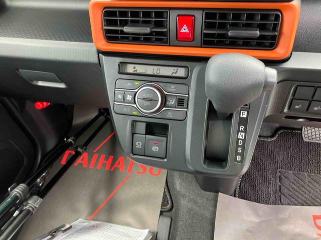 タントファンクロス（沖縄県）の中古車