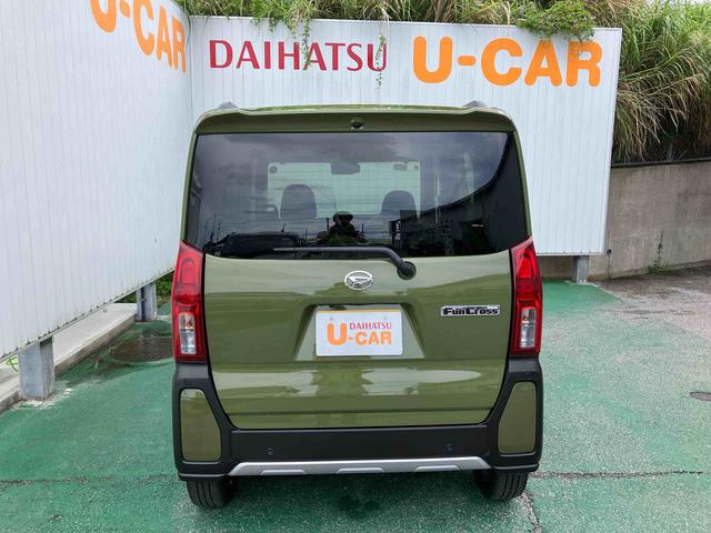 タントファンクロスターボオートエアコン　衝突回避支援システム　コーナーセンサー　キーフリーシステム　プッシュボタンスタート　ＬＥＤヘッドランプ（沖縄県）の中古車