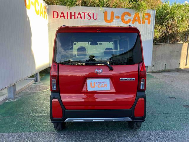 タントファンクロス（沖縄県）の中古車