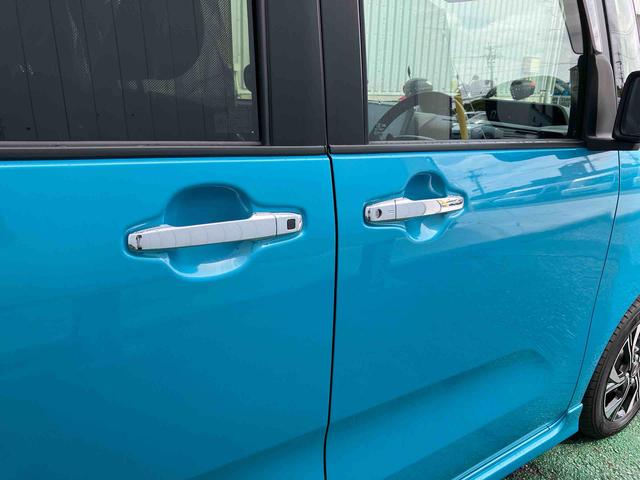 タントカスタムＸ（沖縄県）の中古車