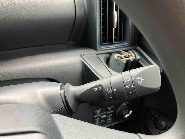 タントカスタムＸ（沖縄県）の中古車