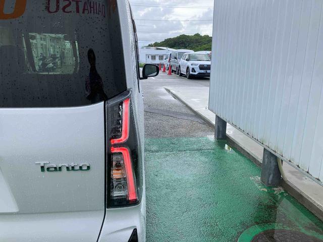 タントカスタムＸ（沖縄県）の中古車
