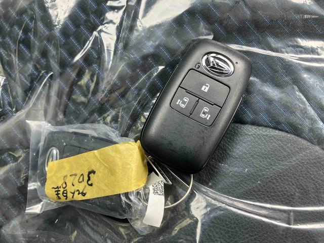 タントカスタムＸ（沖縄県）の中古車