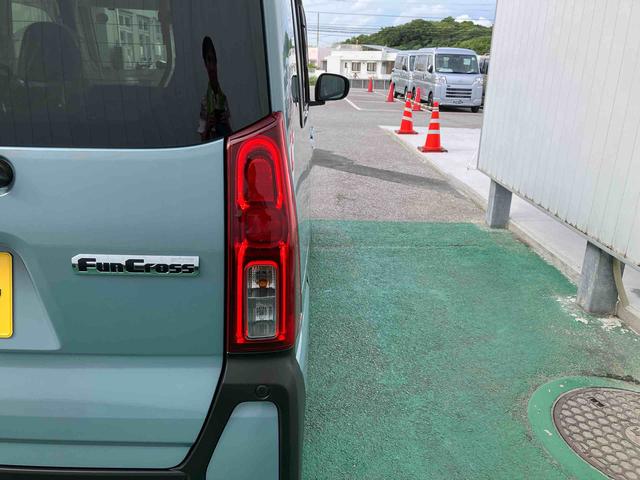 タントファンクロスターボ（沖縄県）の中古車