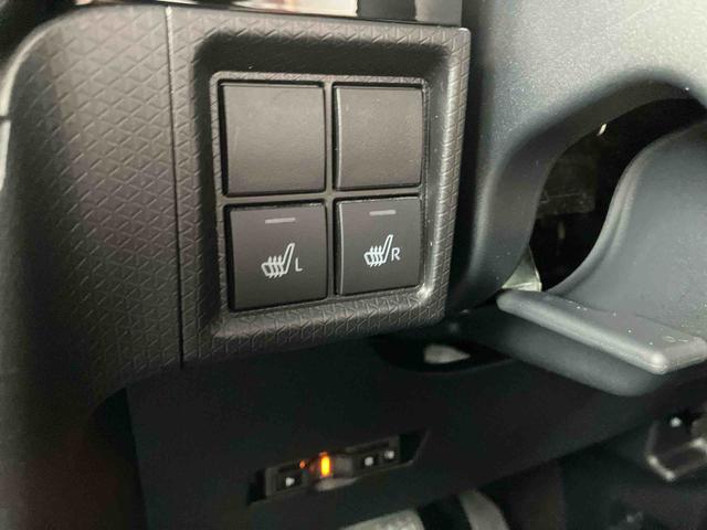 タントカスタムＸ（沖縄県）の中古車