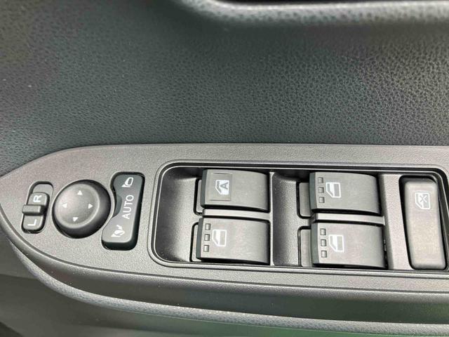 タントファンクロスターボ（沖縄県）の中古車