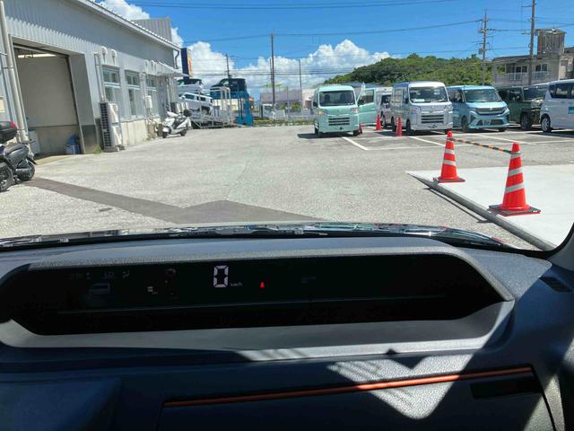 タントファンクロス（沖縄県）の中古車