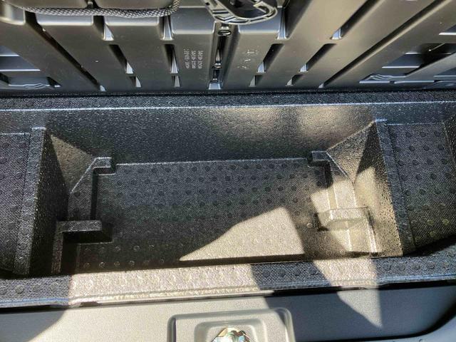 タントカスタムＸオートエアコン　衝突回避支援システム　コーナーセンサー　キーフリーシステム　プッシュボタンスタート　ＬＥＤヘッドランプ（沖縄県）の中古車