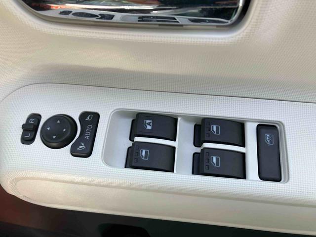 ムーヴキャンバスストライプスＧオートエアコン　７インチナビ　ドライブレコーダー　　衝突回避支援システム　コーナーセンサー　ＬＥＤヘッドランプ＆フォグランプ　両側パワースライドドア　キーフリーシステム（沖縄県）の中古車