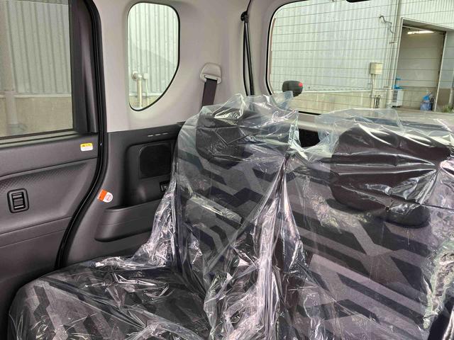 タントファンクロスターボ（沖縄県）の中古車