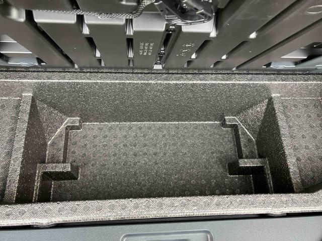 タントファンクロスターボ（沖縄県）の中古車