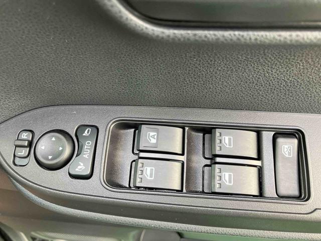 タントファンクロスターボ（沖縄県）の中古車