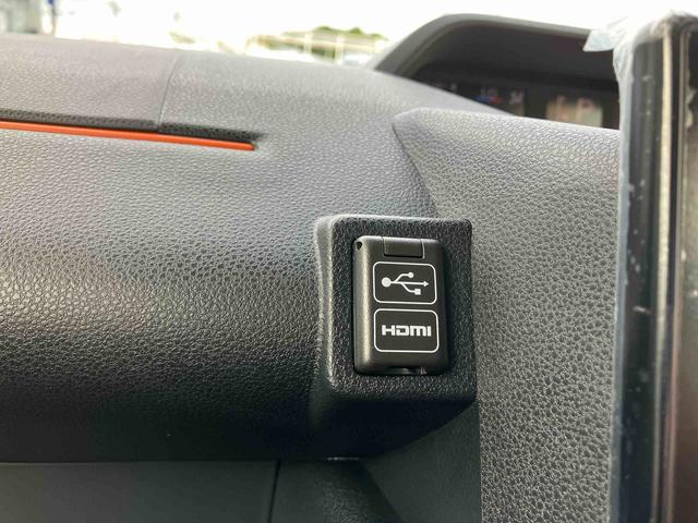 タントファンクロスターボ（沖縄県）の中古車