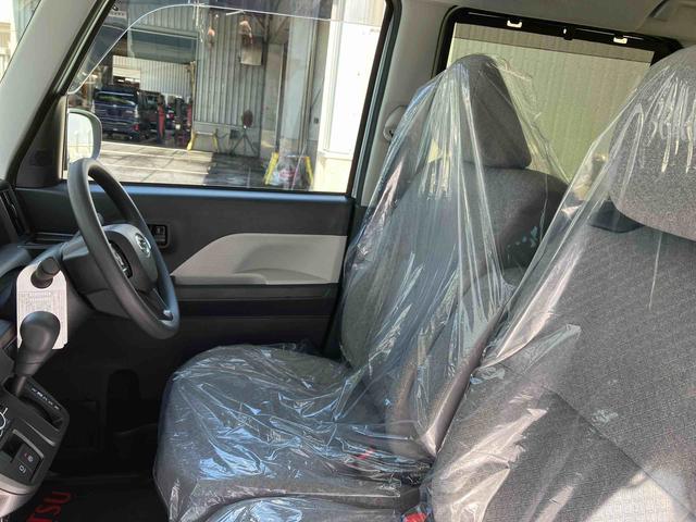 タントＸオートエアコン　衝突回避支援システム　コーナーセンサー　キーフリーシステム　プッシュボタンスタート　ＬＥＤヘッドランプ　ＣＤ／ＵＳＢチューナー（沖縄県）の中古車