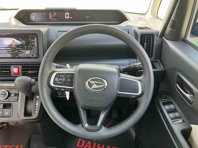 タントＸオートエアコン　衝突回避支援システム　コーナーセンサー　キーフリーシステム　プッシュボタンスタート　ＬＥＤヘッドランプ　ＣＤ／ＵＳＢチューナー（沖縄県）の中古車