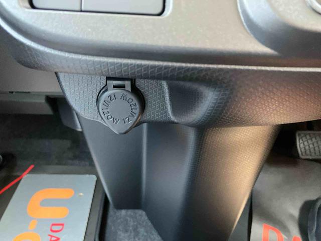 タントＸオートエアコン　衝突回避支援システム　コーナーセンサー　キーフリーシステム　プッシュボタンスタート　ＬＥＤヘッドランプ　ＣＤ／ＵＳＢチューナー（沖縄県）の中古車