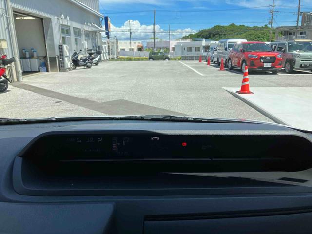 タントＸオートエアコン　衝突回避支援システム　コーナーセンサー　キーフリーシステム　プッシュボタンスタート　ＬＥＤヘッドランプ　ＣＤ／ＵＳＢチューナー（沖縄県）の中古車