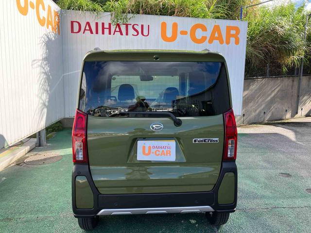 タントファンクロス（沖縄県）の中古車