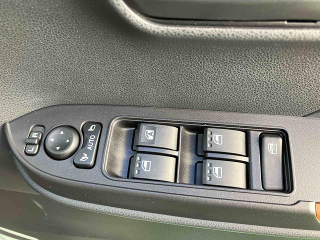 タントファンクロス（沖縄県）の中古車