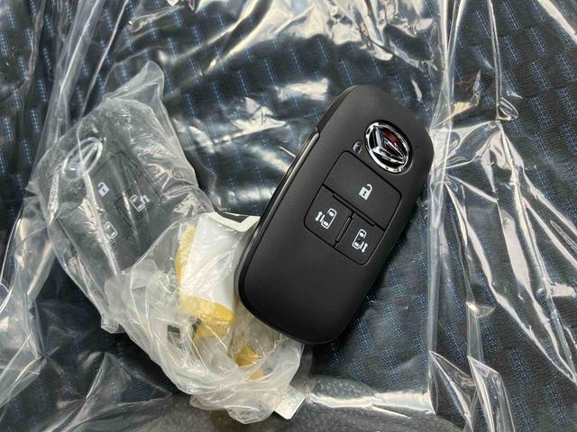 タントカスタムＸ（沖縄県）の中古車