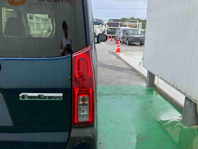 タントファンクロス（沖縄県）の中古車