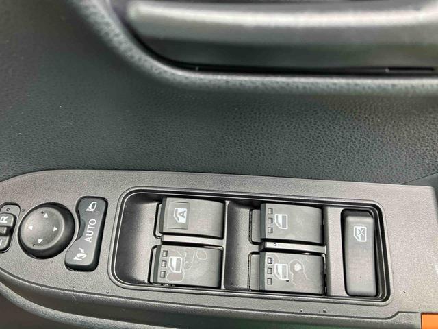 タントファンクロス（沖縄県）の中古車