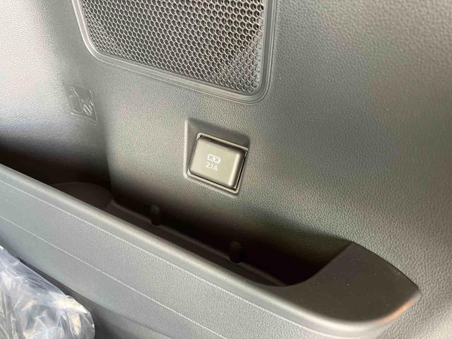 タントファンクロスターボ（沖縄県）の中古車