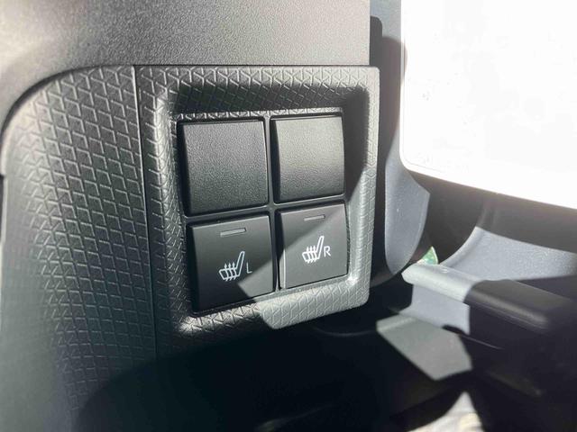 タントファンクロスターボ（沖縄県）の中古車
