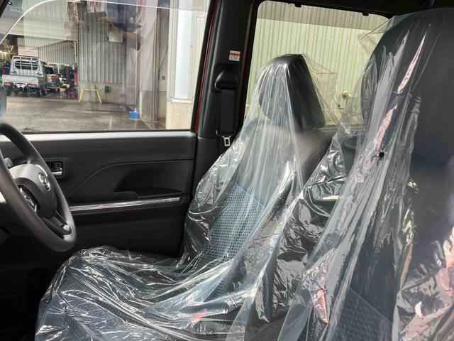 タントカスタムＸ（沖縄県）の中古車