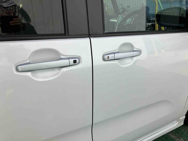 タントカスタムＸ（沖縄県）の中古車