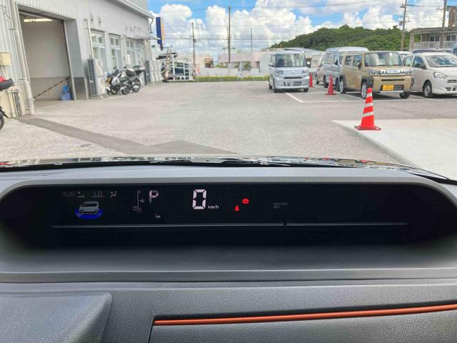 タントファンクロス（沖縄県）の中古車