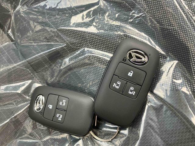 タントファンクロス（沖縄県）の中古車