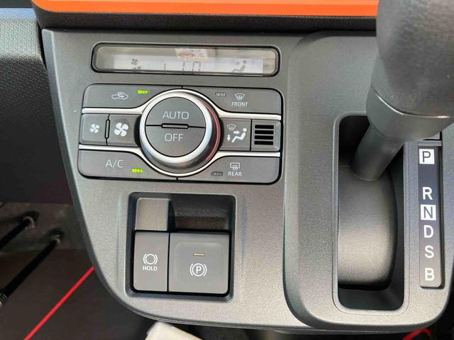 タントファンクロス（沖縄県）の中古車