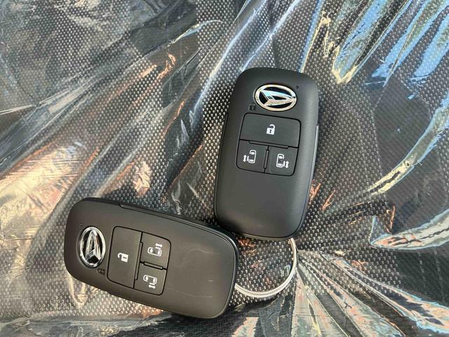 タントファンクロス（沖縄県）の中古車