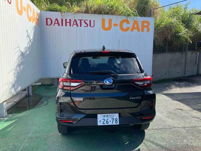 ロッキープレミアムG HEV(沖縄県)の中古車