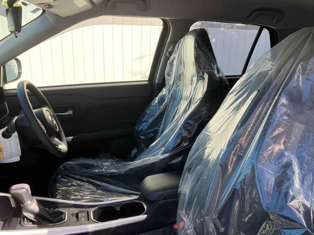 ロッキープレミアムG HEV(沖縄県)の中古車