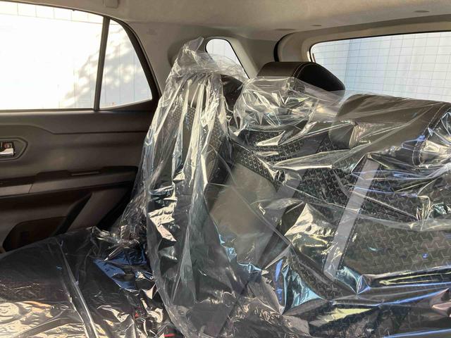 ロッキープレミアムG HEV(沖縄県)の中古車