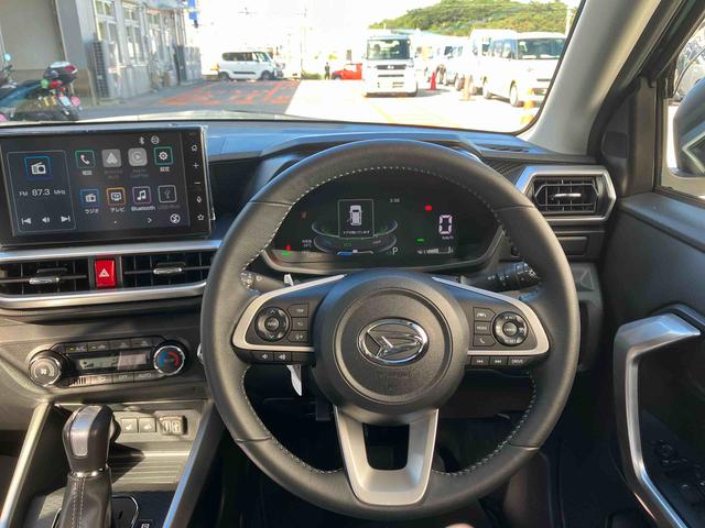 ロッキープレミアムG HEV(沖縄県)の中古車