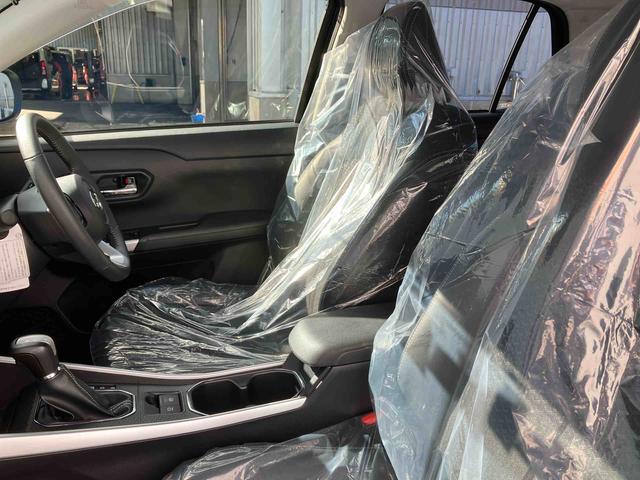 ロッキープレミアムG HEV(沖縄県)の中古車