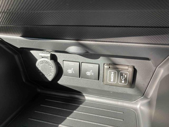 ロッキープレミアムG HEV(沖縄県)の中古車