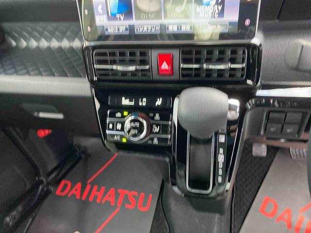 タントカスタムＸ（沖縄県）の中古車