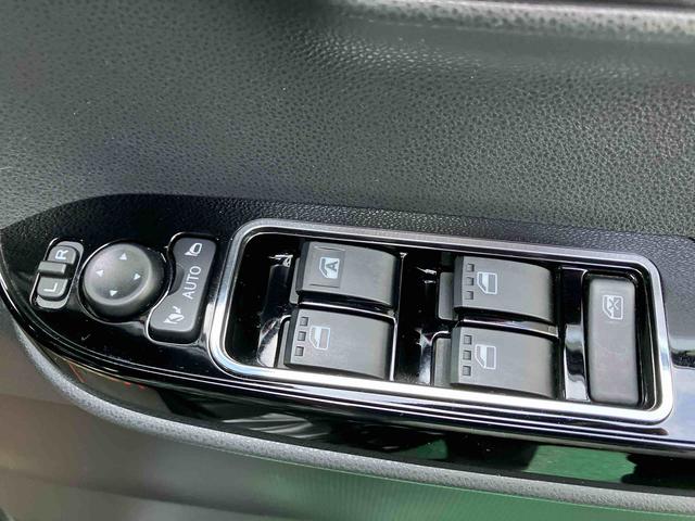 タントカスタムＸ（沖縄県）の中古車
