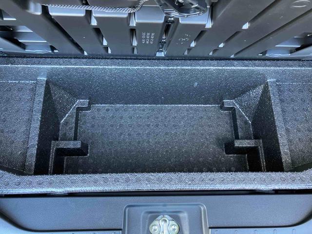 タントファンクロスターボ（沖縄県）の中古車