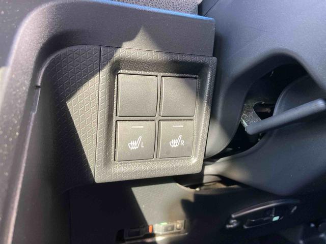 タントファンクロスターボ（沖縄県）の中古車