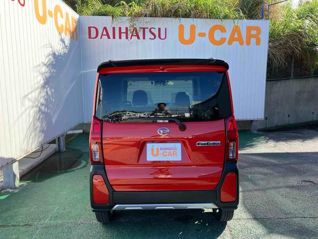 タントファンクロスターボ（沖縄県）の中古車