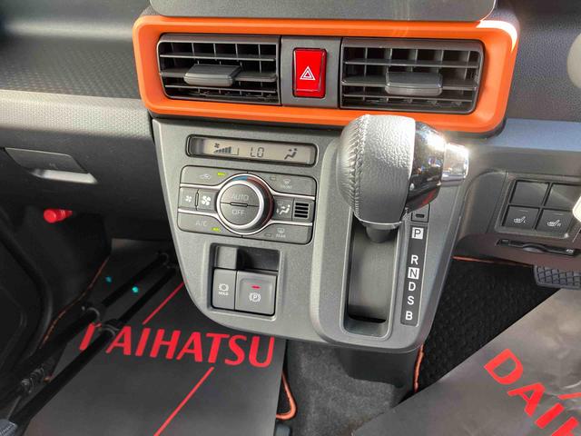 タントファンクロスターボ（沖縄県）の中古車