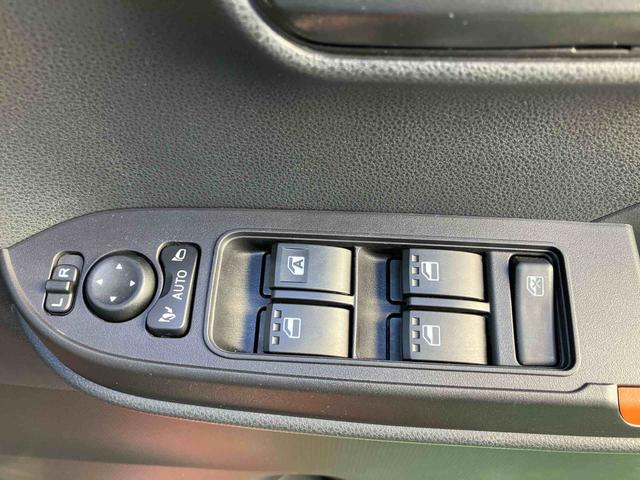 タントファンクロスターボ（沖縄県）の中古車