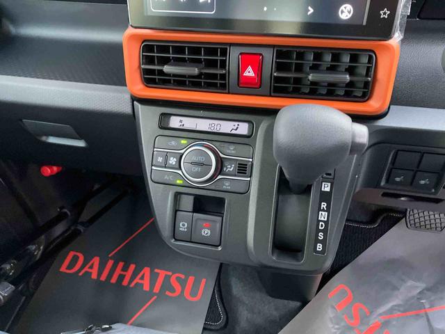 タントファンクロス（沖縄県）の中古車